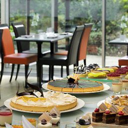 Breakfast room within restaurant Pullman Paris Montparnasse Fotos