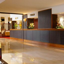 Холл Heathrow/Windsor Marriott Hotel Fotos
