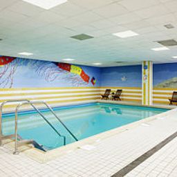 Бассейн NH Atlantic Den Haag Fotos