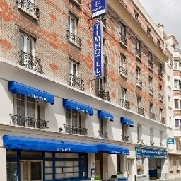 Фасад Timhotel Place d'Italie Butte aux Cailles Fotos