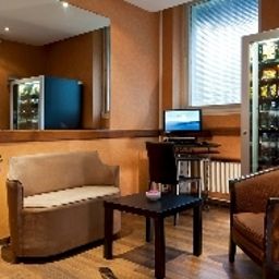 Холл Timhotel Place d'Italie Butte aux Cailles Fotos