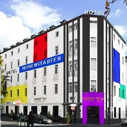 Außenansicht Top Hotel Hohenstaufen Fotos