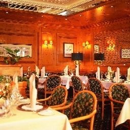 Breakfast room within restaurant Maritim Fotos