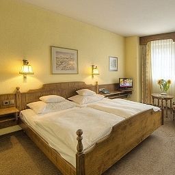 Номер Zur Post Fotos