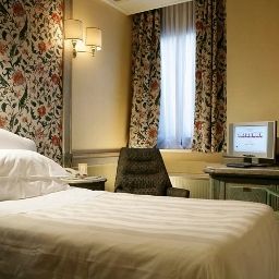  Capitol World Class Hotel Fotos