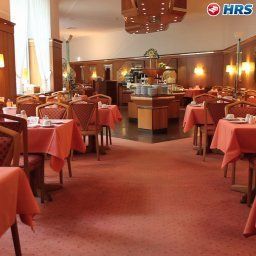 Salle du petit-déjeuner située dans le restaurant Essener Hof Top CCL Hotel Fotos
