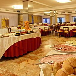 Buffet Grand Hotel Duomo Fotos