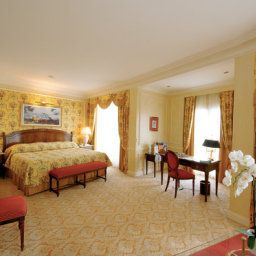 Suite Hotel De Paris Fotos