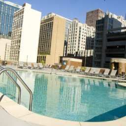 Pool DoubleTree by Hilton Chicago - Magnificent Mile Fotos