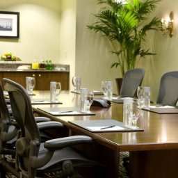 Conference room DoubleTree by Hilton Chicago - Magnificent Mile Fotos