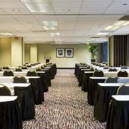Conference room DoubleTree by Hilton Chicago - Magnificent Mile Fotos