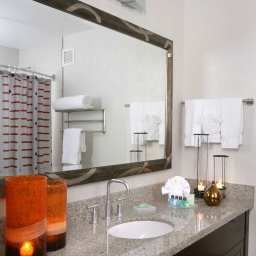 Room DoubleTree by Hilton Chicago - Magnificent Mile Fotos