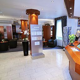 Hall Best Western Crown Hotel Fotos