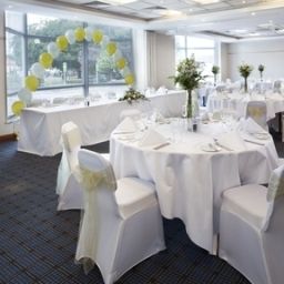 Vista all'interno Holiday Inn BASINGSTOKE Fotos