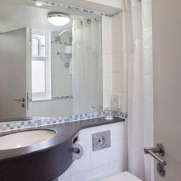  Holiday Inn BASINGSTOKE Fotos