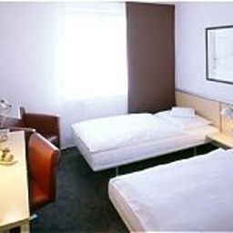Zimmer Maternushaus Nichtraucherhotel Fotos