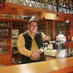 Bar Mayr Wirt Fotos