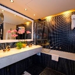 Badezimmer Royal Plaza Fotos