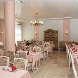 Salle du petit-déjeuner Überwasserhof Fotos