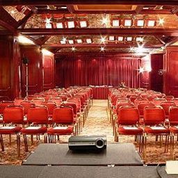Sala congressi Russott Fotos