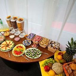 Buffet Prinzregent by Centro Basic Fotos