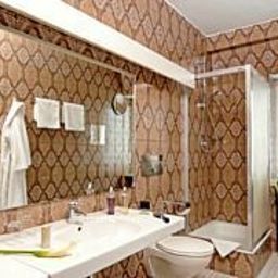 Cuarto de baño National Fotos