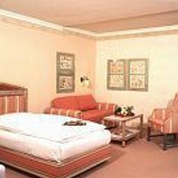 Interior view Golden Tulip Hotel Olymp Fotos