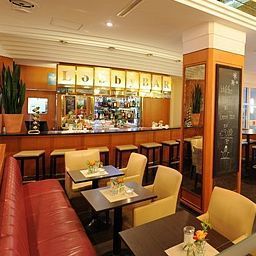 Bar Central Hotel Leonhard Best Western Plus Fotos