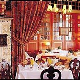 Sala de desayuno en el restaurante Best Western Grand Hotel Bristol Fotos