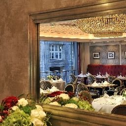 Breakfast room within restaurant Breidenbacher Hof A Capella Hotel Fotos
