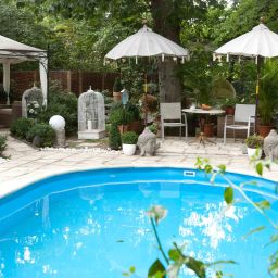 Piscina Ashleys Garden Fotos
