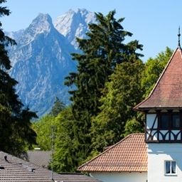Ausblick Treff Hotel Alpina Fotos