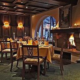 Frühstücksraum im Restaurant Treff Hotel Alpina Fotos