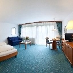 Zimmer mit Balkon Treff Hotel Alpina Fotos