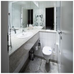 Bathroom Am Augustinerplatz Fotos
