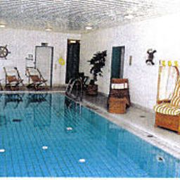 Pool Schravelsche Heide Sporthotel Fotos