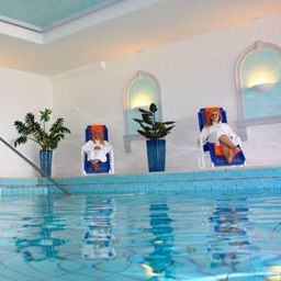 Pool Wiedener Eck Berghotel Fotos