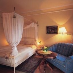 Pokój Schwarzer Adler Romantik Hotel Fotos