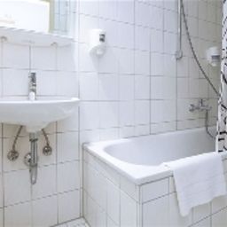 Bathroom Smart Stay Schweiz Fotos