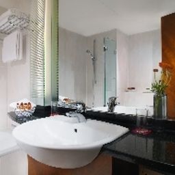Camera da bagno Sheraton Carlton Nichtraucherhotel Fotos