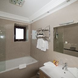 Bathroom Atlas Grand Hotel Partenkirchen Fotos