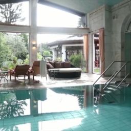 Бассейн Zugspitze Urlaubshotel & SPA Fotos