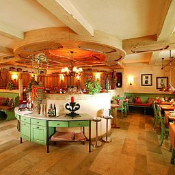 Ресторан Zugspitze Urlaubshotel & SPA Fotos