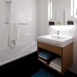 Badezimmer Schloss Berg Fotos