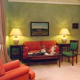 Полулюкс Hugenpoet Schloßhotel Fotos