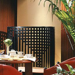 Sala colazione nel ristorante Mercure Bologna Centro Fotos