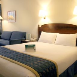Camera Holiday Inn CAMBRIDGE Fotos