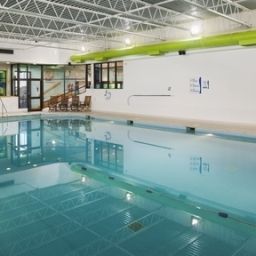 Pool Holiday Inn LANCASTER Fotos