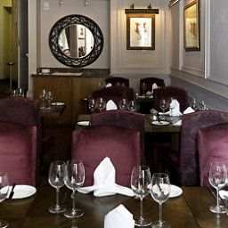 Salle du petit-déjeuner située dans le restaurant Mercure Windsor Castle Hotel Fotos