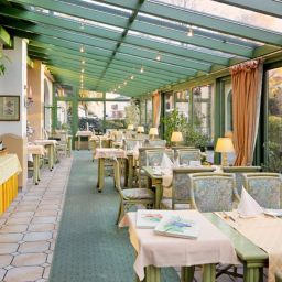 Sala colazione nel ristorante Reindls Partenkirchner Hof Fotos